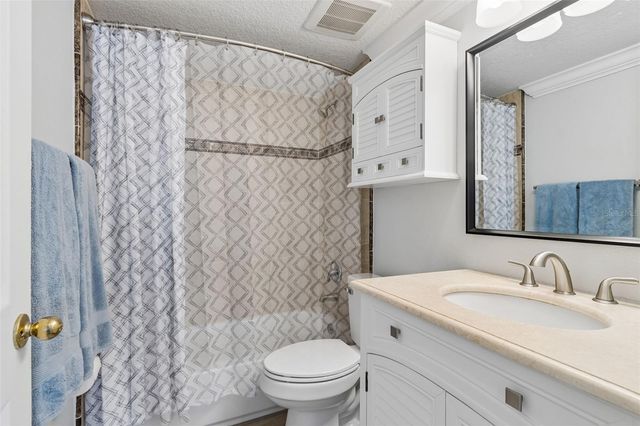 311 ISLAND WAY 203, Clearwater Beach, FL 33767