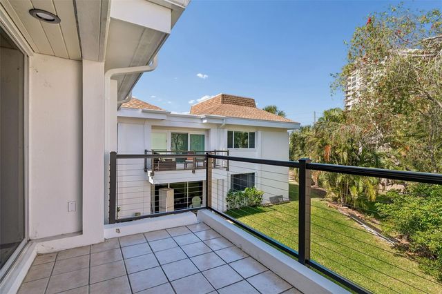 311 ISLAND WAY 203, Clearwater Beach, FL 33767