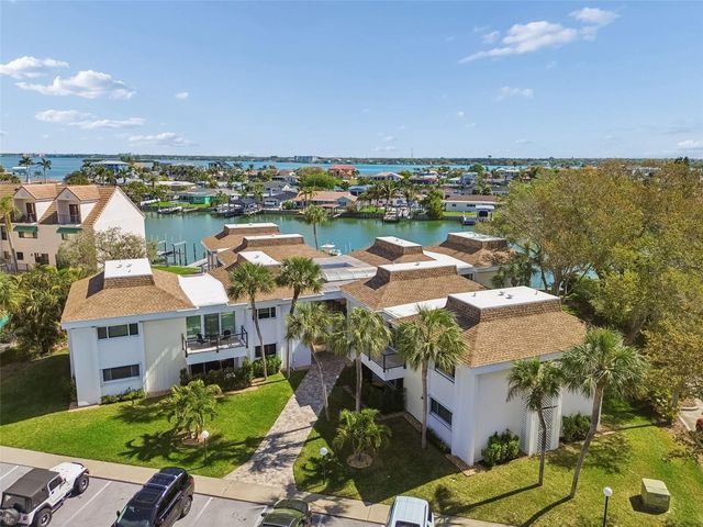 311 ISLAND WAY 203, Clearwater Beach, FL 33767