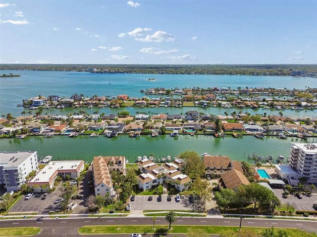 311 ISLAND WAY 203, Clearwater Beach, FL 33767