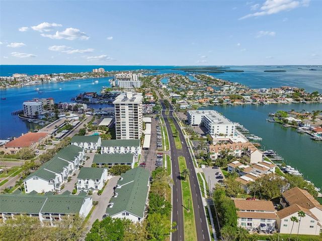 311 ISLAND WAY 203, Clearwater Beach, FL 33767
