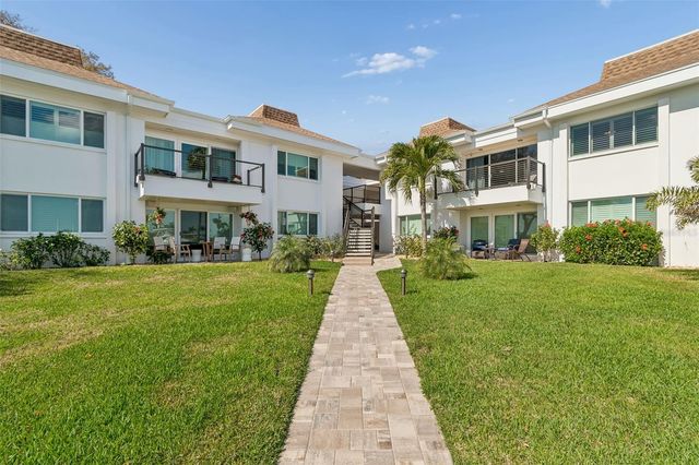 311 ISLAND WAY 203, Clearwater Beach, FL 33767