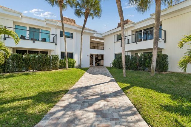 311 ISLAND WAY 203, Clearwater Beach, FL 33767