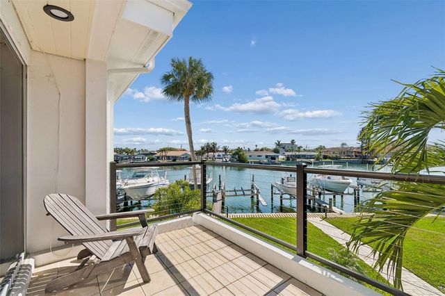 311 ISLAND WAY 203, Clearwater Beach, FL 33767