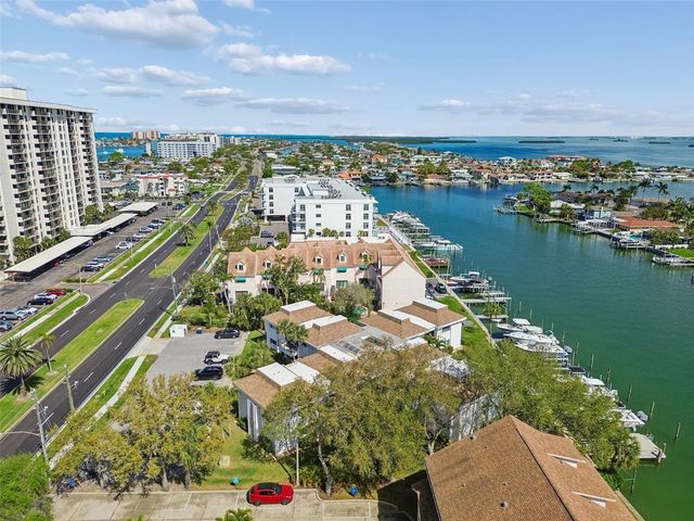 311 ISLAND WAY 203, Clearwater Beach, FL 33767
