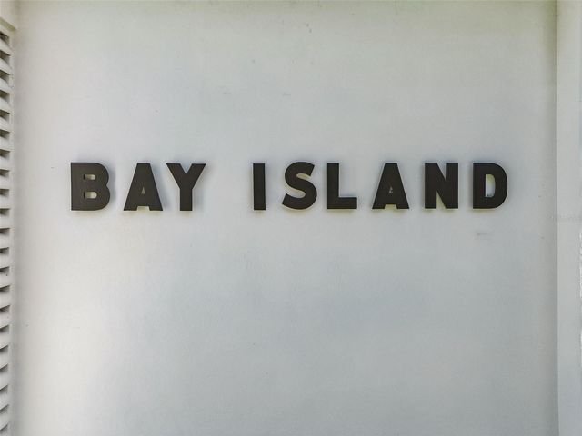 311 ISLAND WAY 203, Clearwater Beach, FL 33767