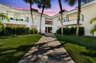 311 ISLAND WAY 203, Clearwater Beach, FL 33767