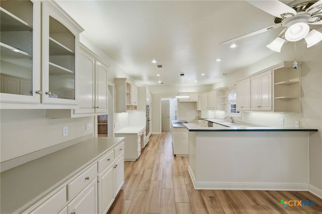 2000 Fountainwood Drive, Georgetown, TX 78633