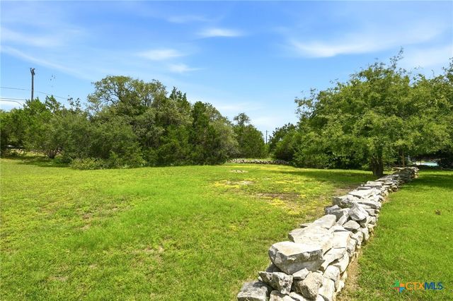 2000 Fountainwood Drive, Georgetown, TX 78633