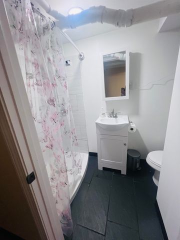 89 west Hollis Street, Nashua, NH 03060