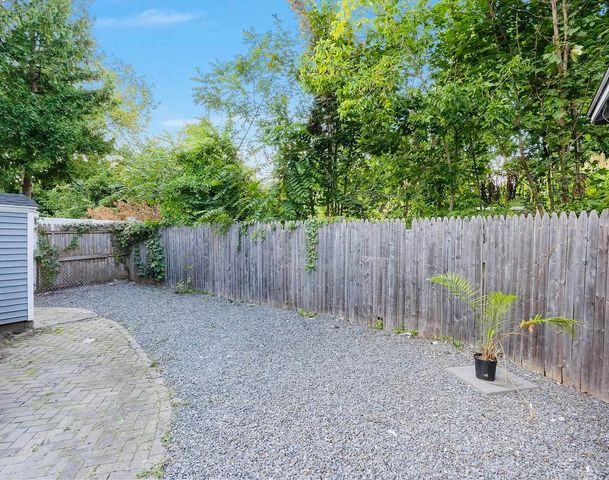 89 west Hollis Street, Nashua, NH 03060