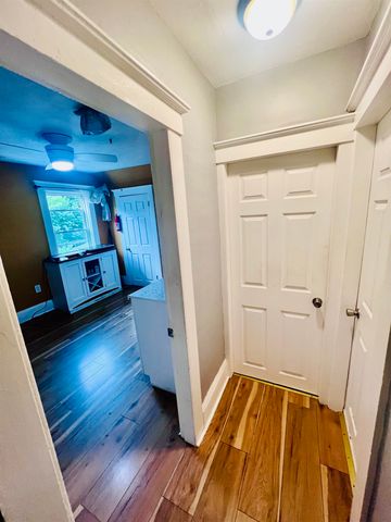 89 west Hollis Street, Nashua, NH 03060