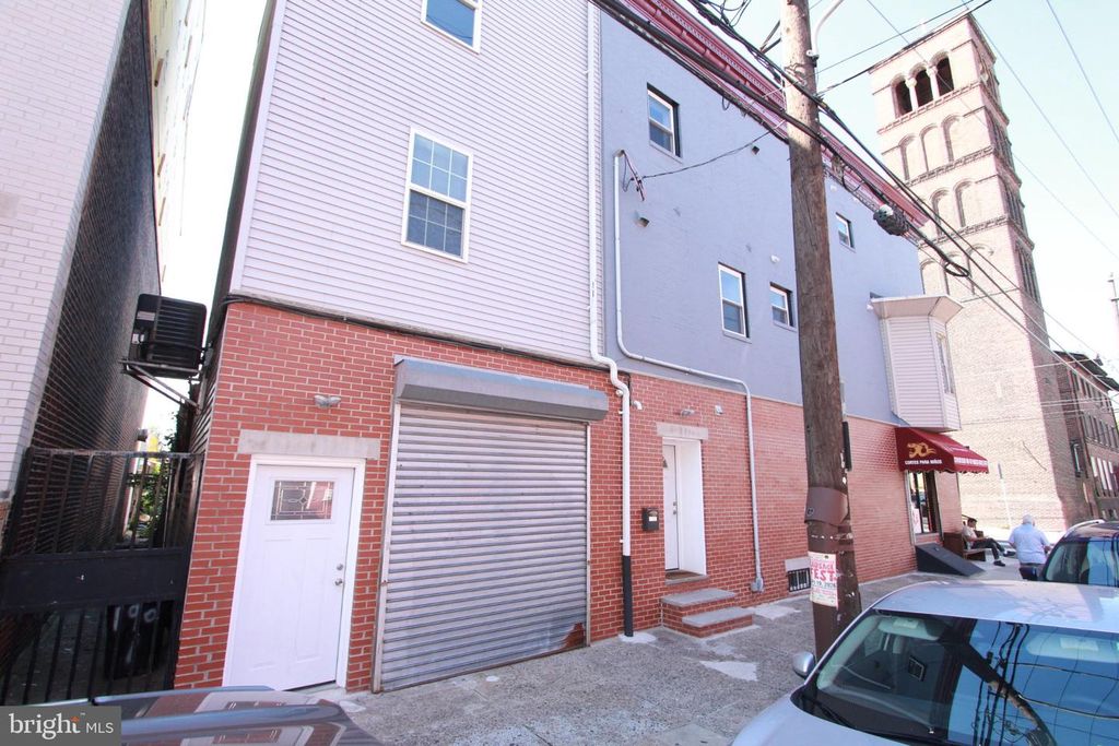 1901 S 16TH ST, Philadelphia, PA 19145 — photo 4