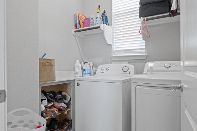 1020 Vista View DR 1202, Georgetown, TX 78626