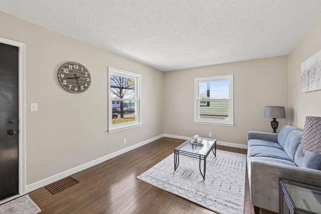 5844 45th Avenue S, Minneapolis, MN 55417