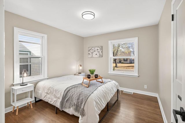 5844 45th Avenue S, Minneapolis, MN 55417