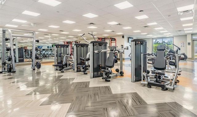 9337 WELLINGTON PARK CIRCLE, Tampa, FL 33647