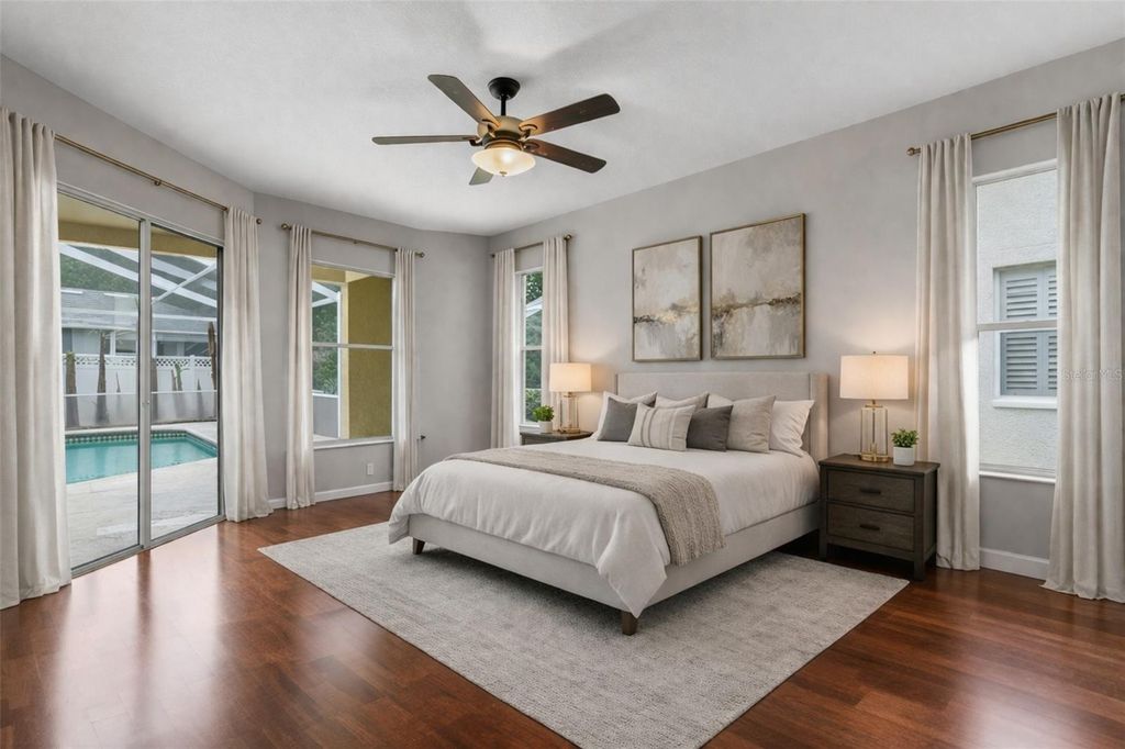 Image 29 of property listing at 9337 WELLINGTON PARK CIRCLE, Tampa, FL 33647