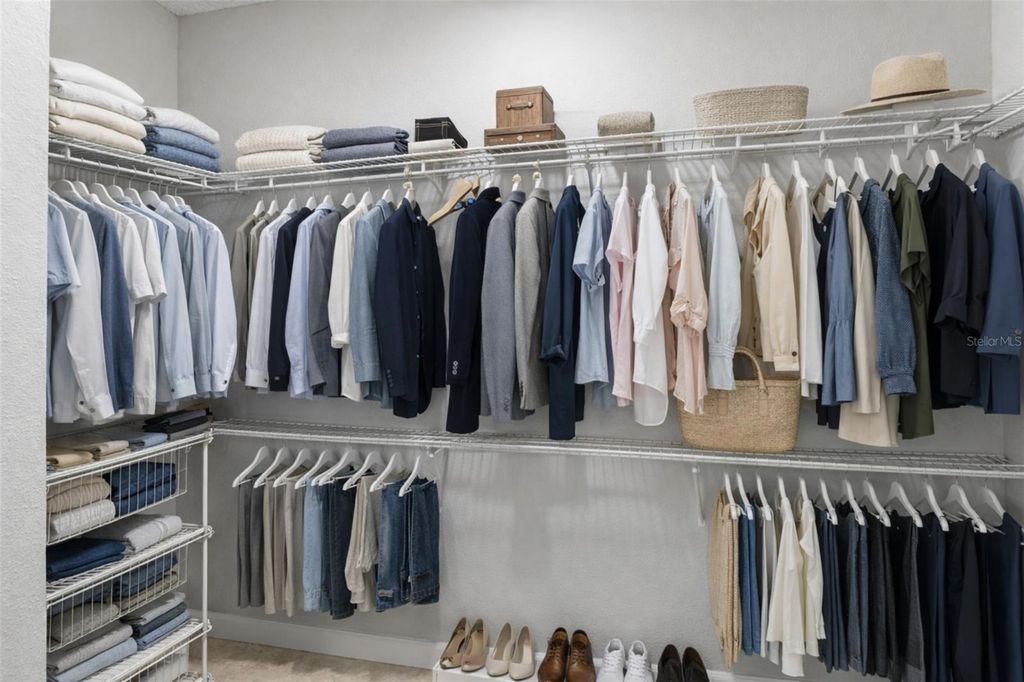 Image 31 of property listing at 9337 WELLINGTON PARK CIRCLE, Tampa, FL 33647