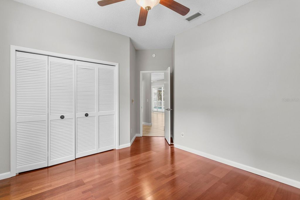 Image 41 of property listing at 9337 WELLINGTON PARK CIRCLE, Tampa, FL 33647