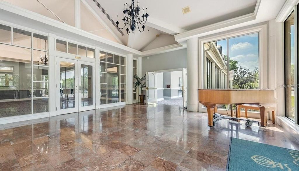 Image 79 of property listing at 9337 WELLINGTON PARK CIRCLE, Tampa, FL 33647