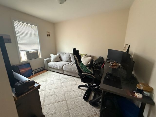 220 Middlesex Avenue 3, Medford, MA 02155