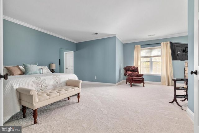 5813 WATERLOO BRIDGE CIR, Haymarket, VA 20169