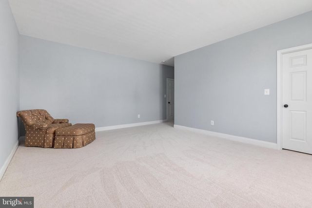 5813 WATERLOO BRIDGE CIR, Haymarket, VA 20169