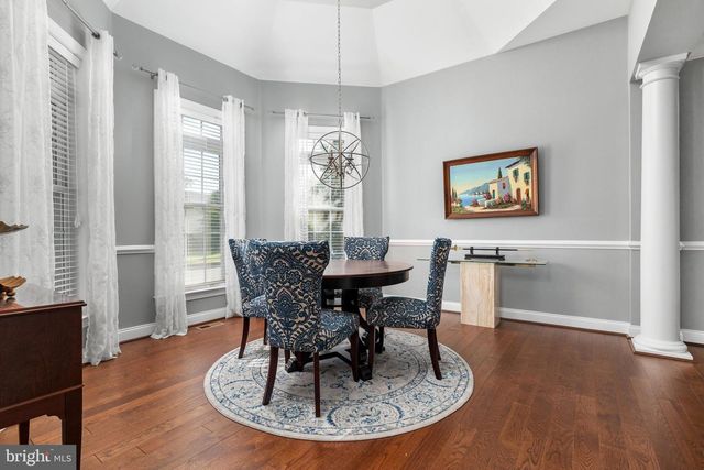 5813 WATERLOO BRIDGE CIR, Haymarket, VA 20169