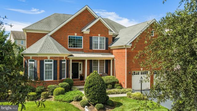 5813 WATERLOO BRIDGE CIR, Haymarket, VA 20169