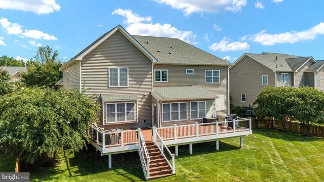 5813 WATERLOO BRIDGE CIR, Haymarket, VA 20169