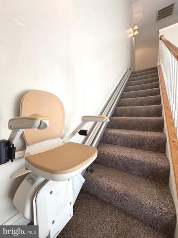 133 THOMAS JEFFERSON ST, La Plata, MD 20646