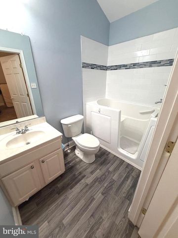 133 THOMAS JEFFERSON ST, La Plata, MD 20646