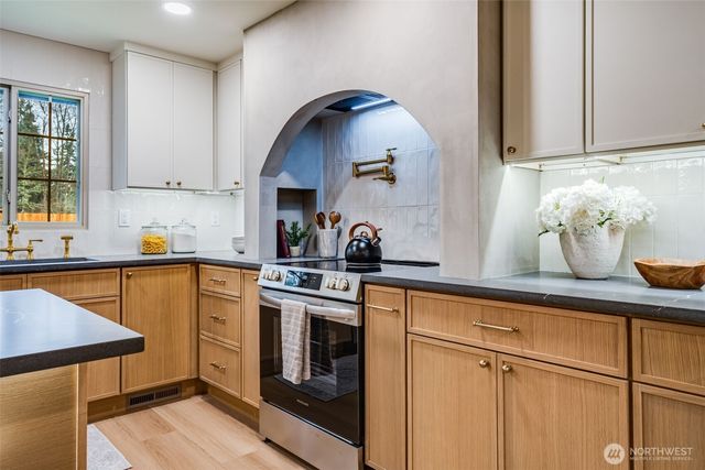 10410 13th Street Ct E, Edgewood, WA 98372