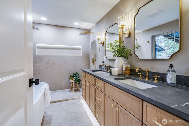 10410 13th Street Ct E, Edgewood, WA 98372