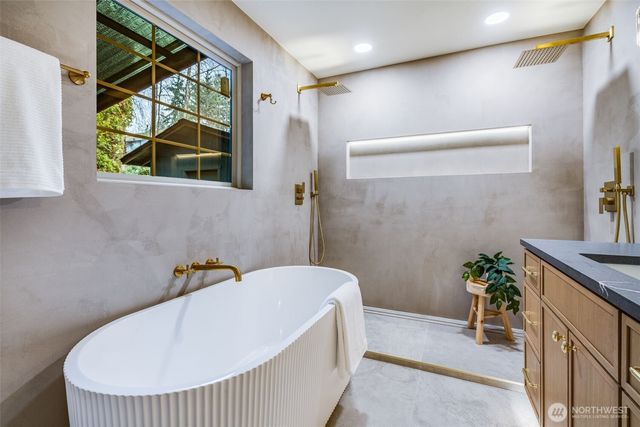 10410 13th Street Ct E, Edgewood, WA 98372