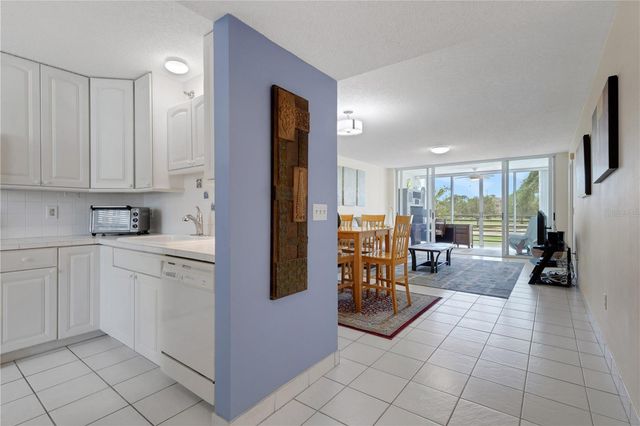 4480 FAIRWAYS BOULEVARD 208, Bradenton, FL 34209