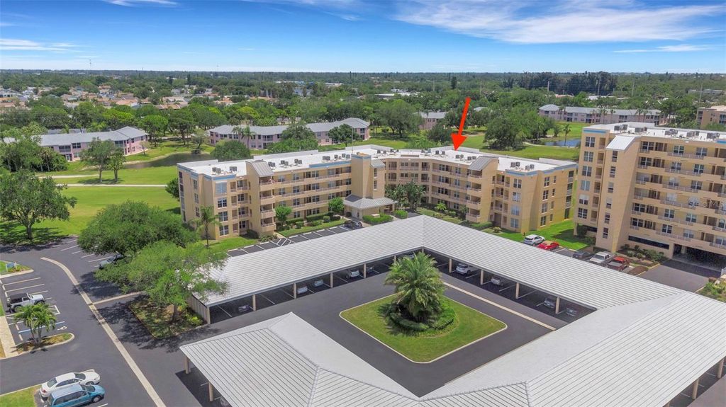 Image 7 of property listing at 4480 FAIRWAYS BOULEVARD 208, Bradenton, FL 34209
