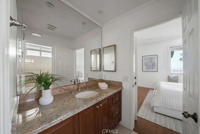 7 Cherbourg, Newport Beach, CA 92660