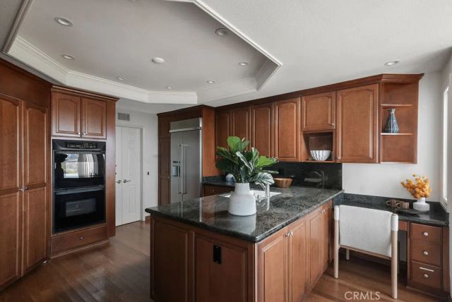 7 Cherbourg, Newport Beach, CA 92660