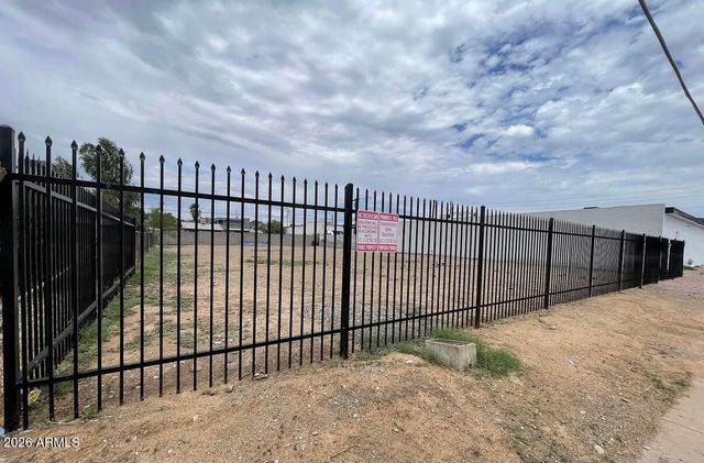 536 E VOGEL Avenue -, Phoenix, AZ 85020