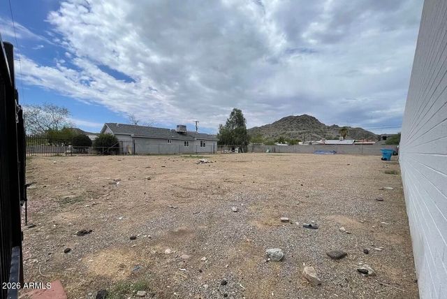 536 E VOGEL Avenue -, Phoenix, AZ 85020