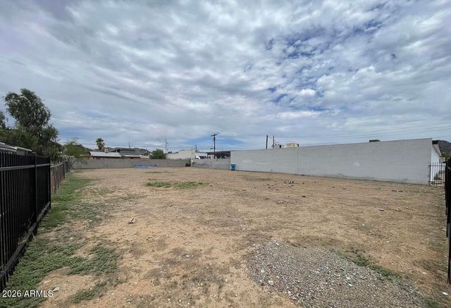 536 E VOGEL Avenue -, Phoenix, AZ 85020