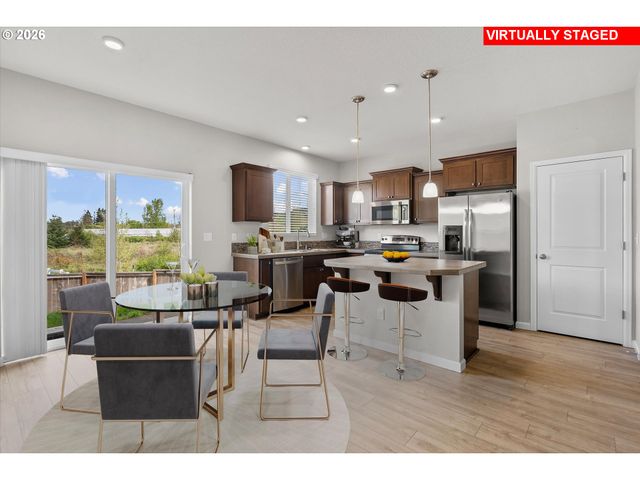 17323 Se ELIAS Ct, Damascus, OR 97089