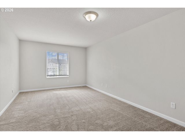 17323 Se ELIAS Ct, Damascus, OR 97089