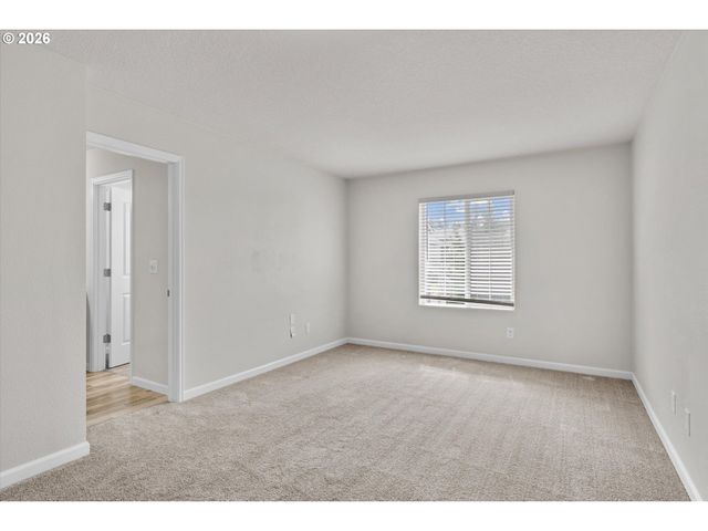 17323 Se ELIAS Ct, Damascus, OR 97089