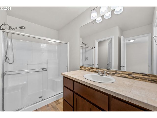 17323 Se ELIAS Ct, Damascus, OR 97089