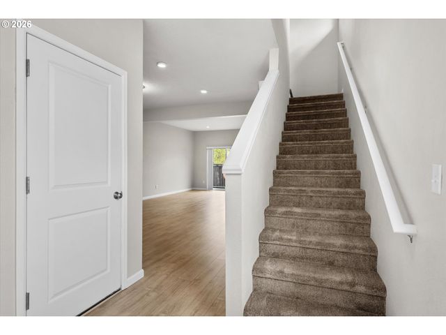 17323 Se ELIAS Ct, Damascus, OR 97089