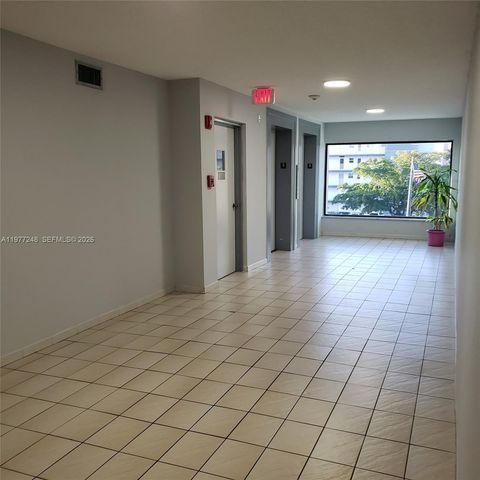 1301 NE 7th St 314, Hallandale Beach, FL 33009