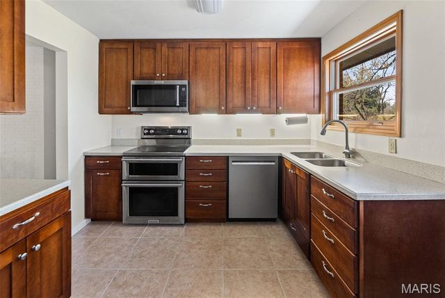 412 Fontainebleau, O'fallon, IL 62269